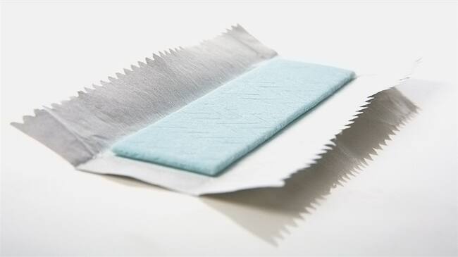 En Holanda crearon estos zapatos para reciclar la goma de mascar que pegan en las calles.. Foto: Getty Images