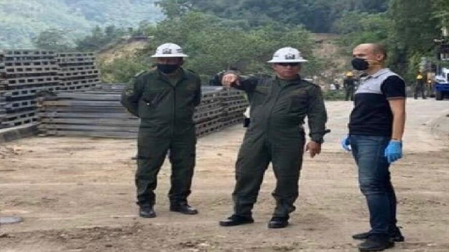 Vía Curos - Málaga permanece cerrada. . Foto: Alcaldía de Piedecuesta.