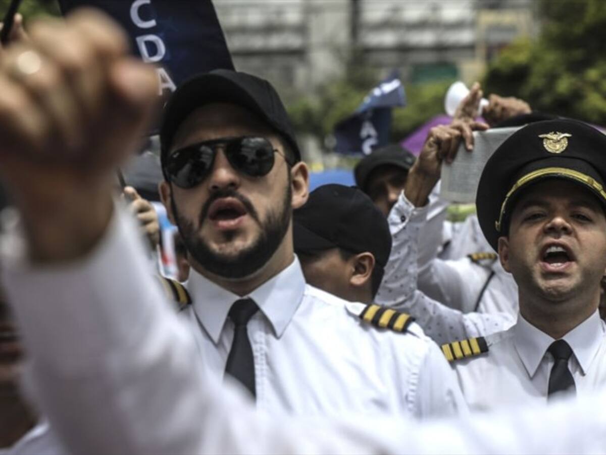 Aviadores afiliados a la Acdac pusieron fin a su huelga contra Avianca