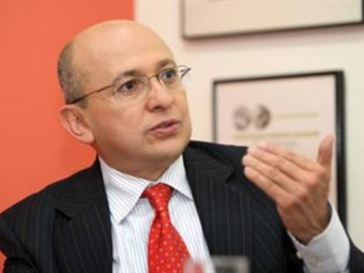 Fiscal general investigará las irregularidades en caso de Sigifredo López