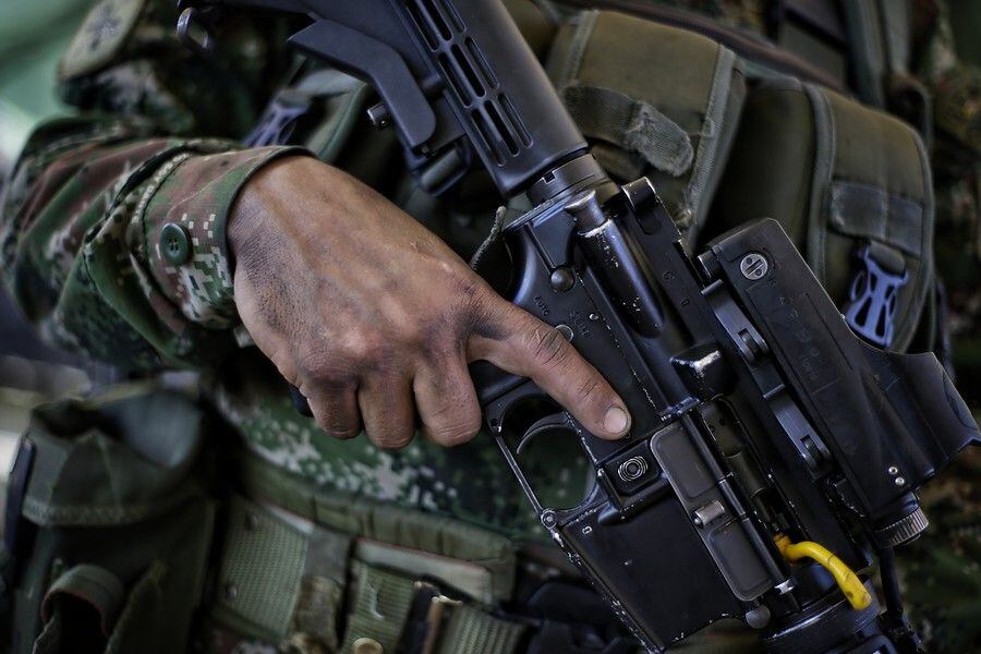 El operativo militar se desarrolló en la vía que comunica el corregimiento de Monteloro con el municipio de Tulúa, centro del departamento. Foto: Colprensa. 