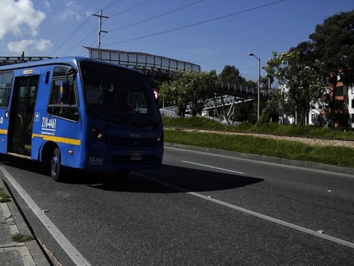 Menor resultó herido luego que vándalos atacaran buses del SITP en Kennedy
