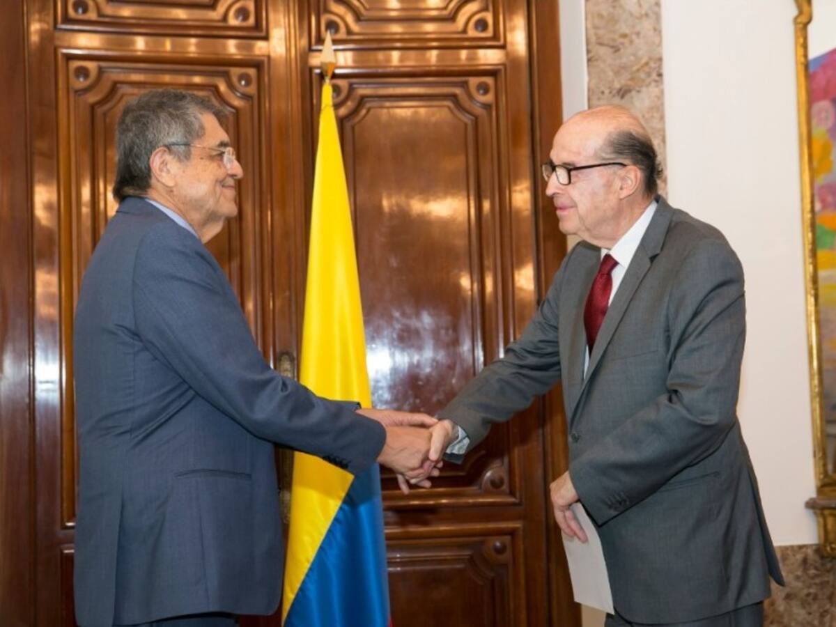 El escritor nicaragüense Sergio Ramírez juró la nacionalidad colombiana en Madrid