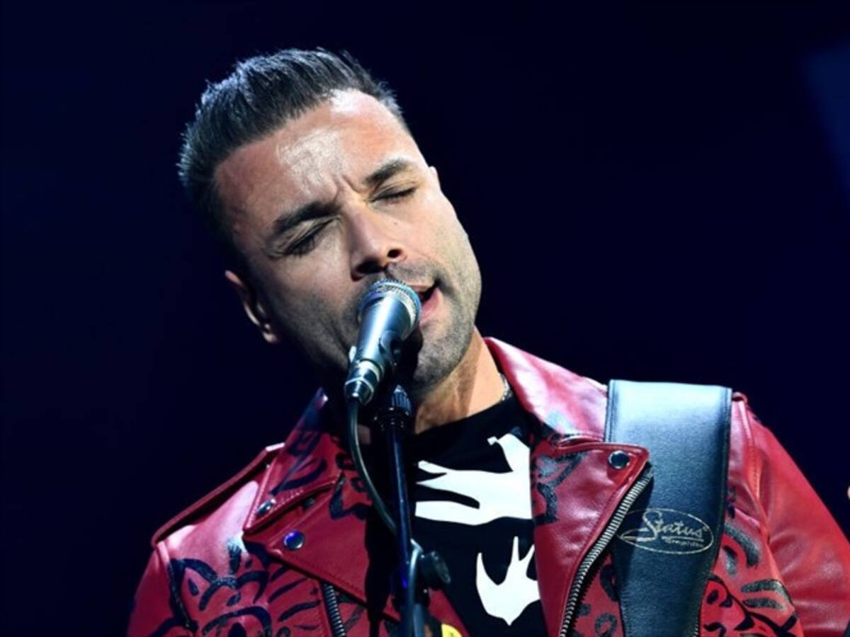 Tras tres años de ausencia, Muse vuelve con su nuevo single "Thought contagion"