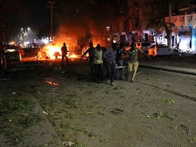 Cinco muertos y 25 heridos en atentado con coche bomba en Somalia. Foto: Getty Images