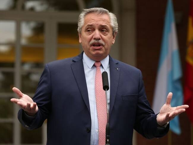 Alberto Fernández, presidente de Argentina, aseguró que van analizar la posibilidad de realizar en su país toda la Copa América por la situación que vive el país. Foto: Getty Images