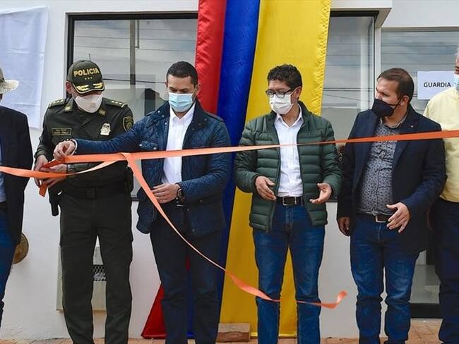 El ministro del interior anunció más obras para incrementar la seguridad en Boyacá.. Foto: Ministerio del Interior