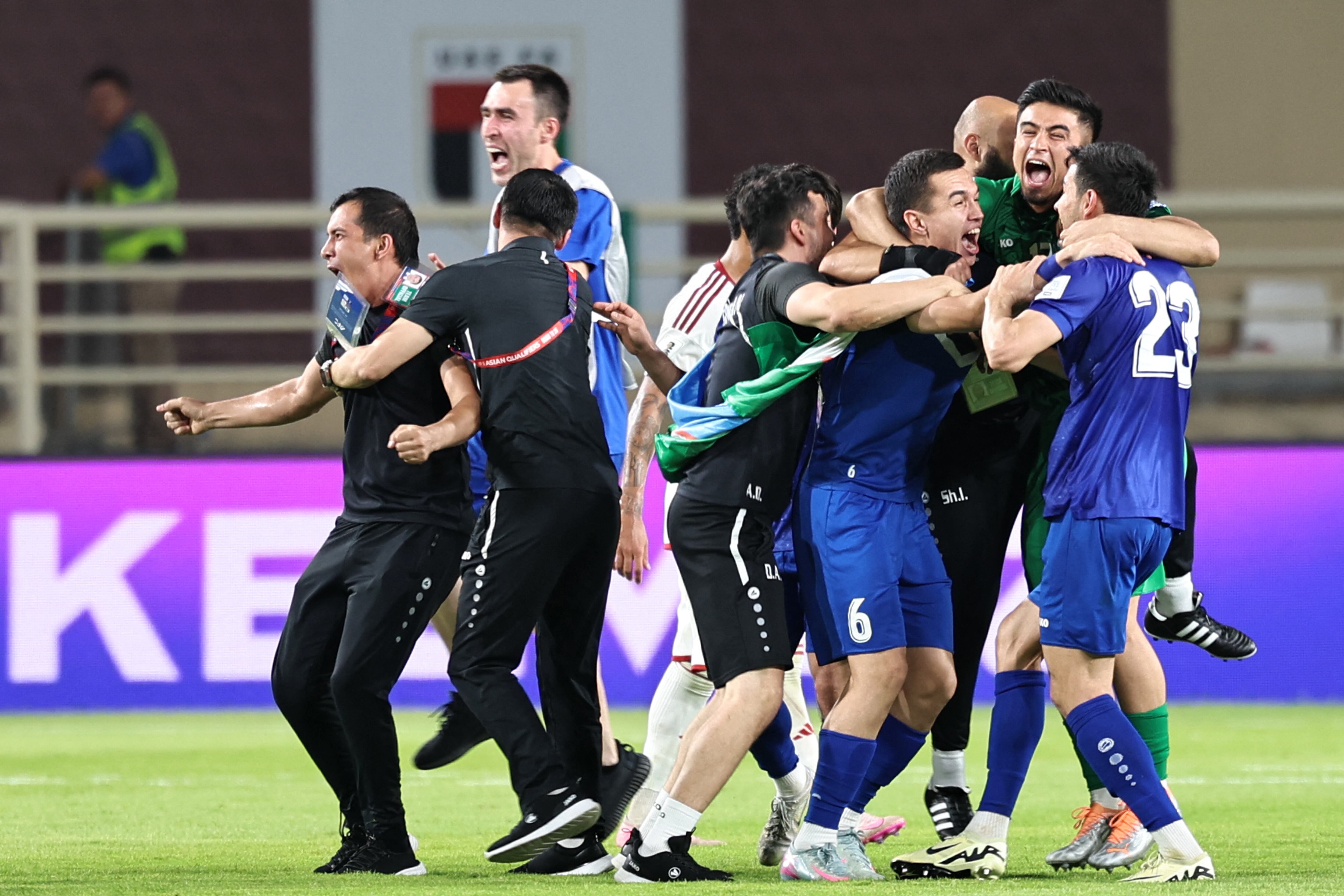 Uzbekistán clasifica al Mundial 2026. Foto: FADEL SENNA/AFP via Getty Images.