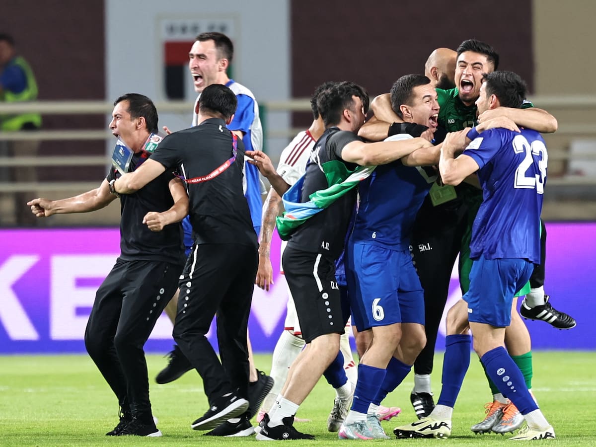 Uzbekistán se clasifica para su primer Mundial de fútbol