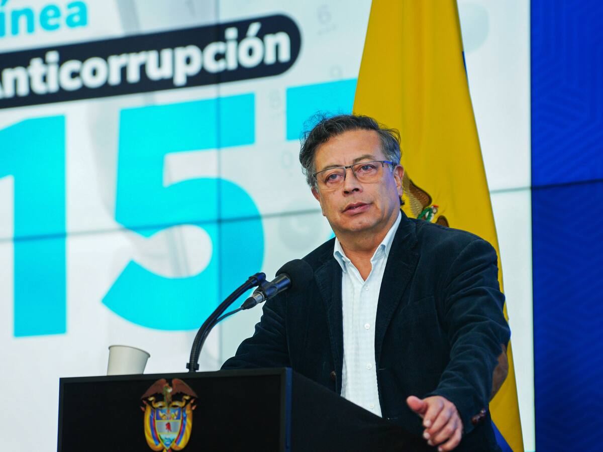 Petro aseguró que el hundimiento de ley de financiamiento “debilitó el Estado y ayudó al ELN”
