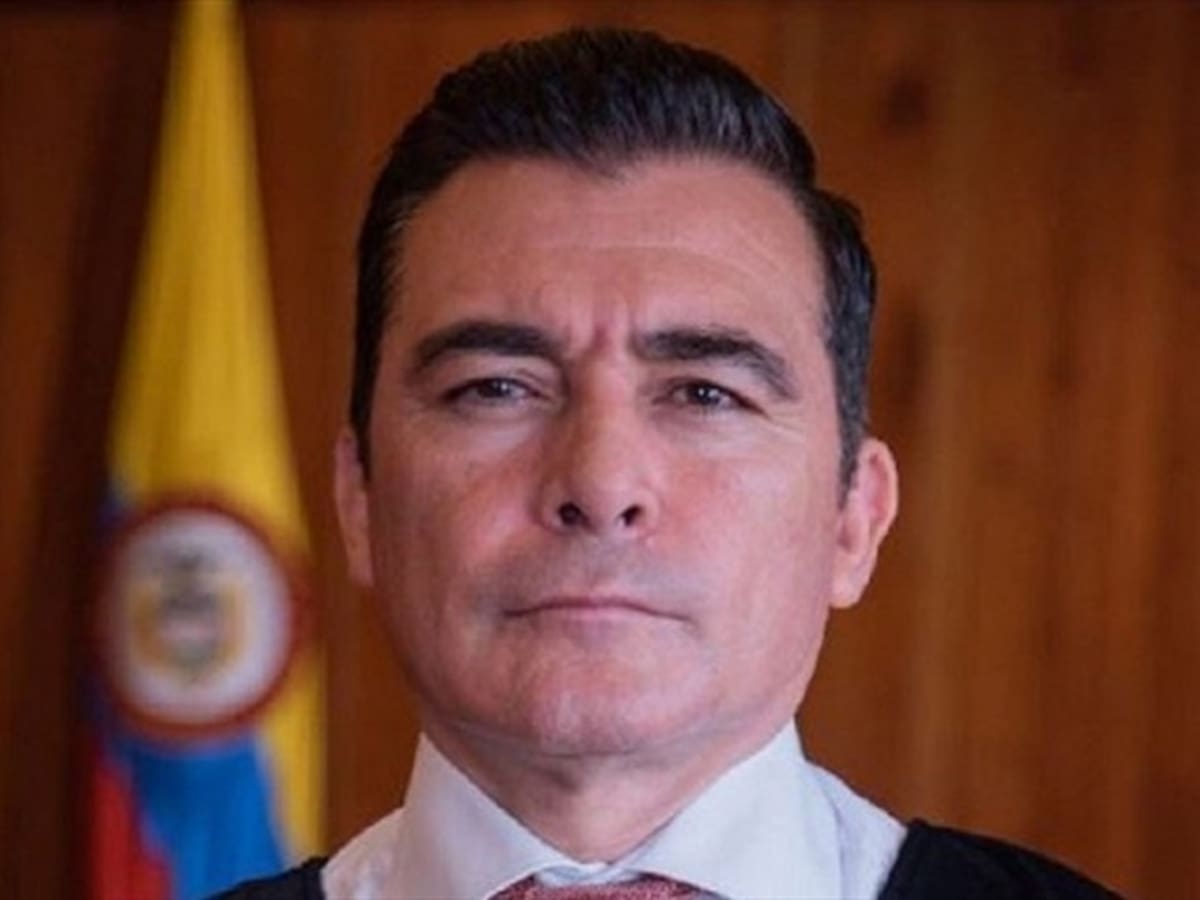 Desde el uribismo le piden a la Comisión de Acusación investigar al magistrado Reyes