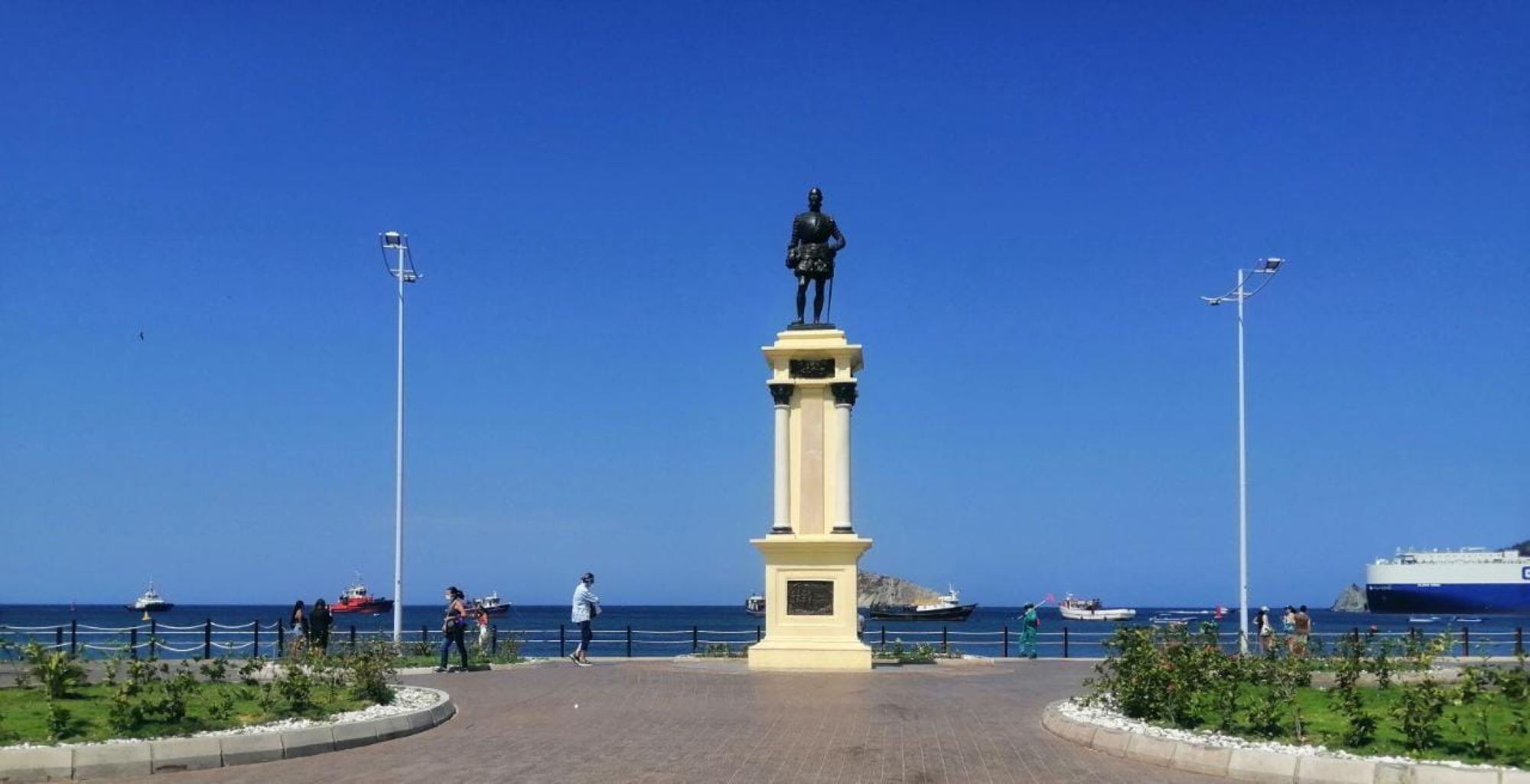 Camellón de Santa Marta/ Gissell Campo