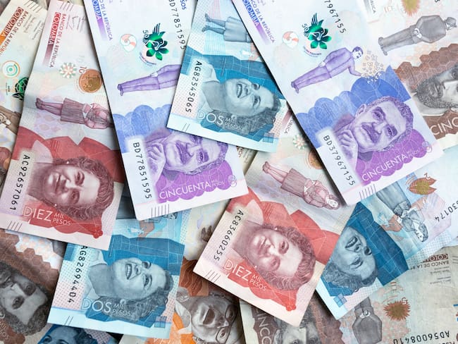 Dinero, peso colombiano. Foto: Getty Images