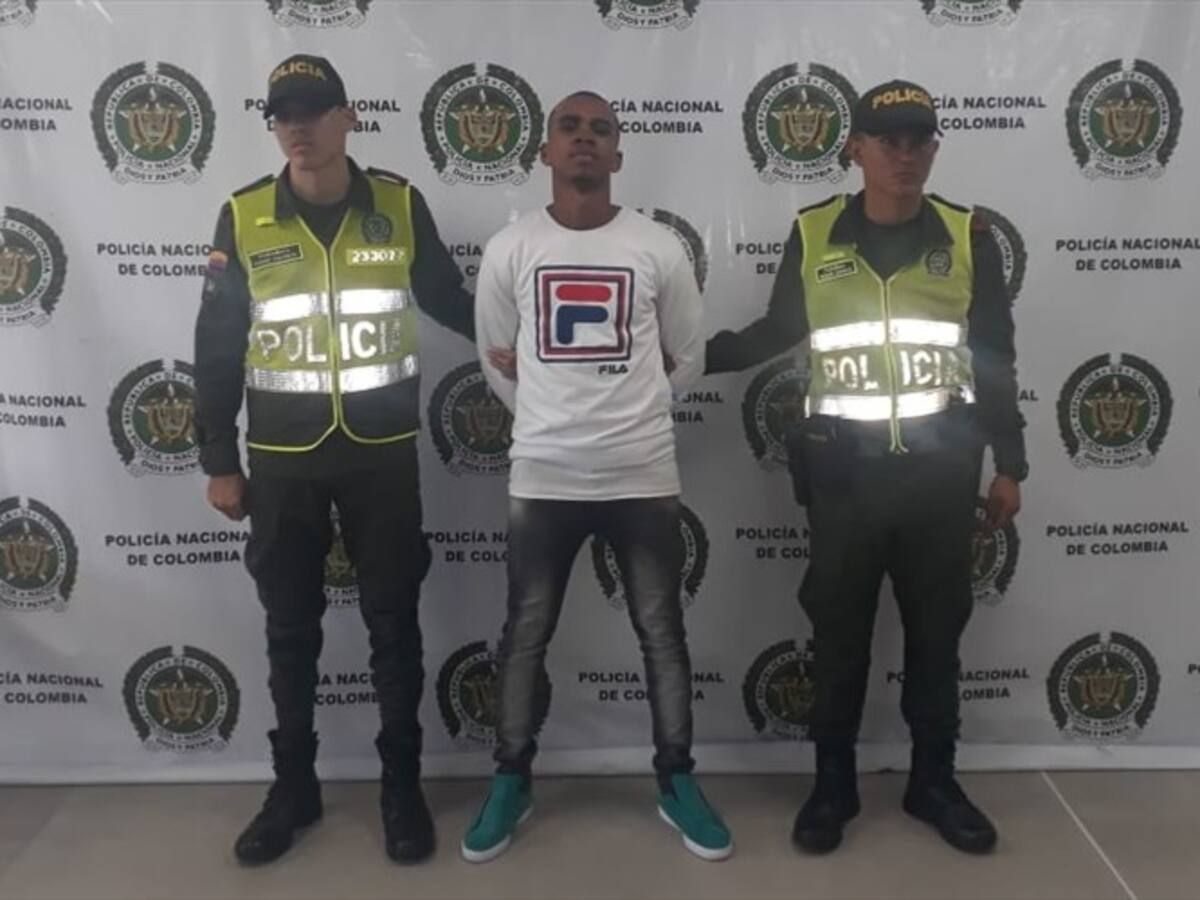 Capturaron a alias 'Jhon cejas' en el aeropuerto Alfonso Bonilla Aragón