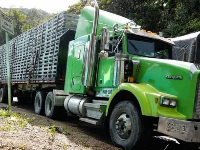 La pérdida de la bancada se registra en el kilómetro 85, sector la Granja. Foto: W Radio.