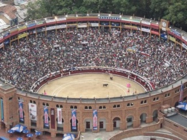 Petro dice que la Plaza de Toros debe cerrarse a espectáculos 'alrededor de la muerte'