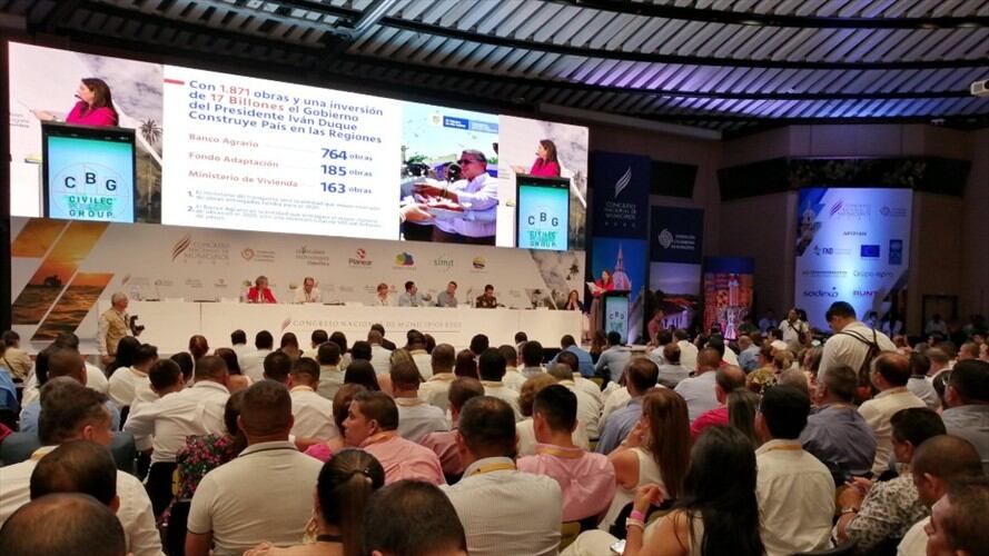 Según detalló Toro, esa iniciativa ya logró, en otra ocasión, pasar con buena aceptación por la Cámara y ahora tiene el respaldo del partido de gobierno. Foto: @SusanaCorreaBor