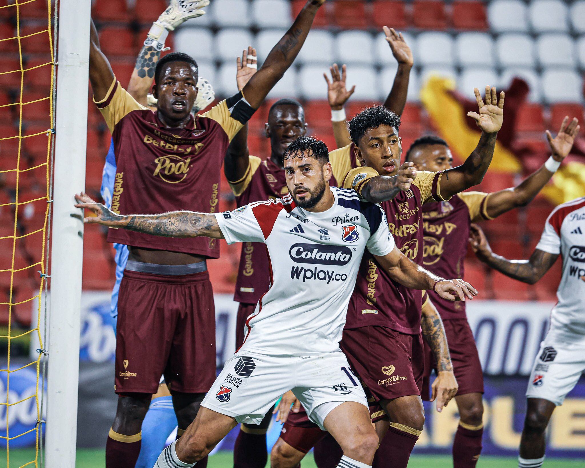 Independiente Medellín juega con Deportes Tolima en los cuadrangulares finales de la Liga Colombiana y se aprieta la tabla de posiciones / @cdtolima