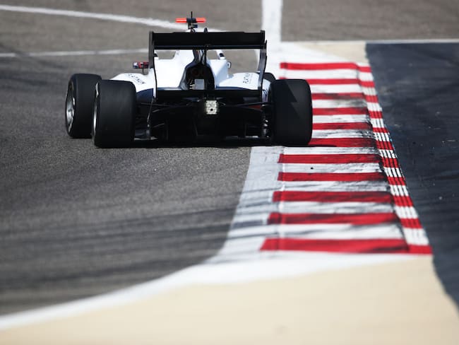 BAHRAIN, BAHRAIN - FEBRUARY 16: Hugh Barter of Australia and Campos Racing (25) drives on track during day three of Formula 3 Testing at Bahrain International Circuit on February 16, 2023 in Bahrain, Bahrain. (Photo by Joe Portlock - Formula 1/Formula Motorsport Limited via Getty Images)