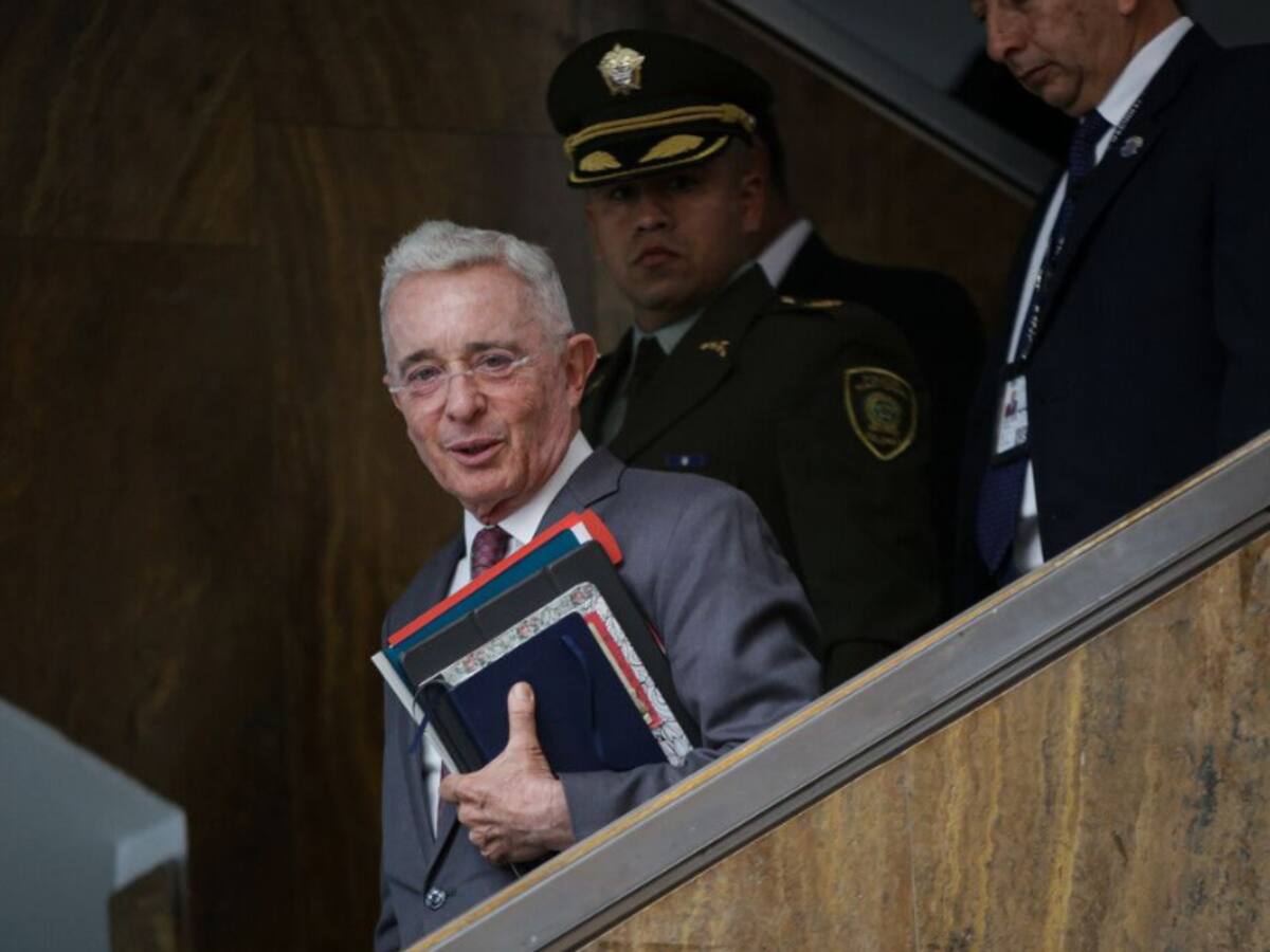 🔴 EN VIVO caso Álvaro Uribe: declara el exparamilitar Carlos Enrique Vélez