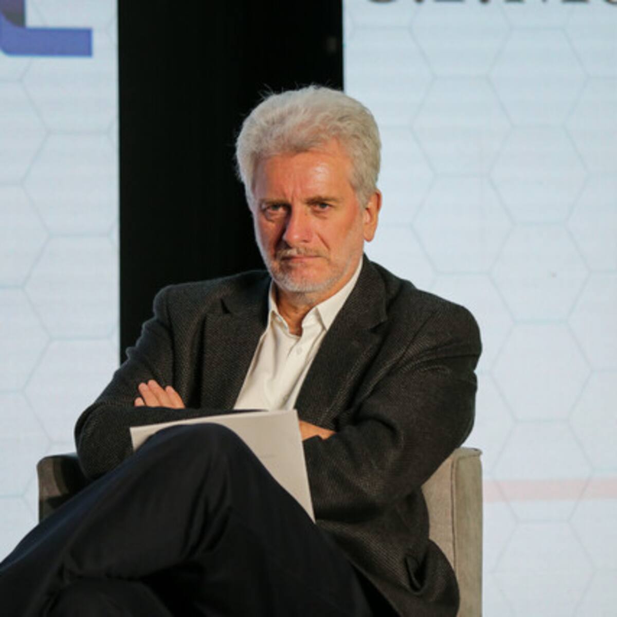 Tras 18 años, renunció Santiago Montenegro como presidente de Asofondos