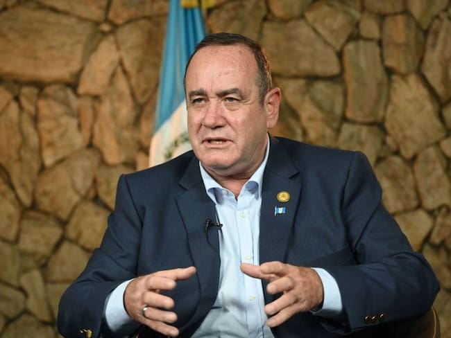 Presidente de Guatemala reconoce inmunidad de Velásquez: “no podrá ser procesado”