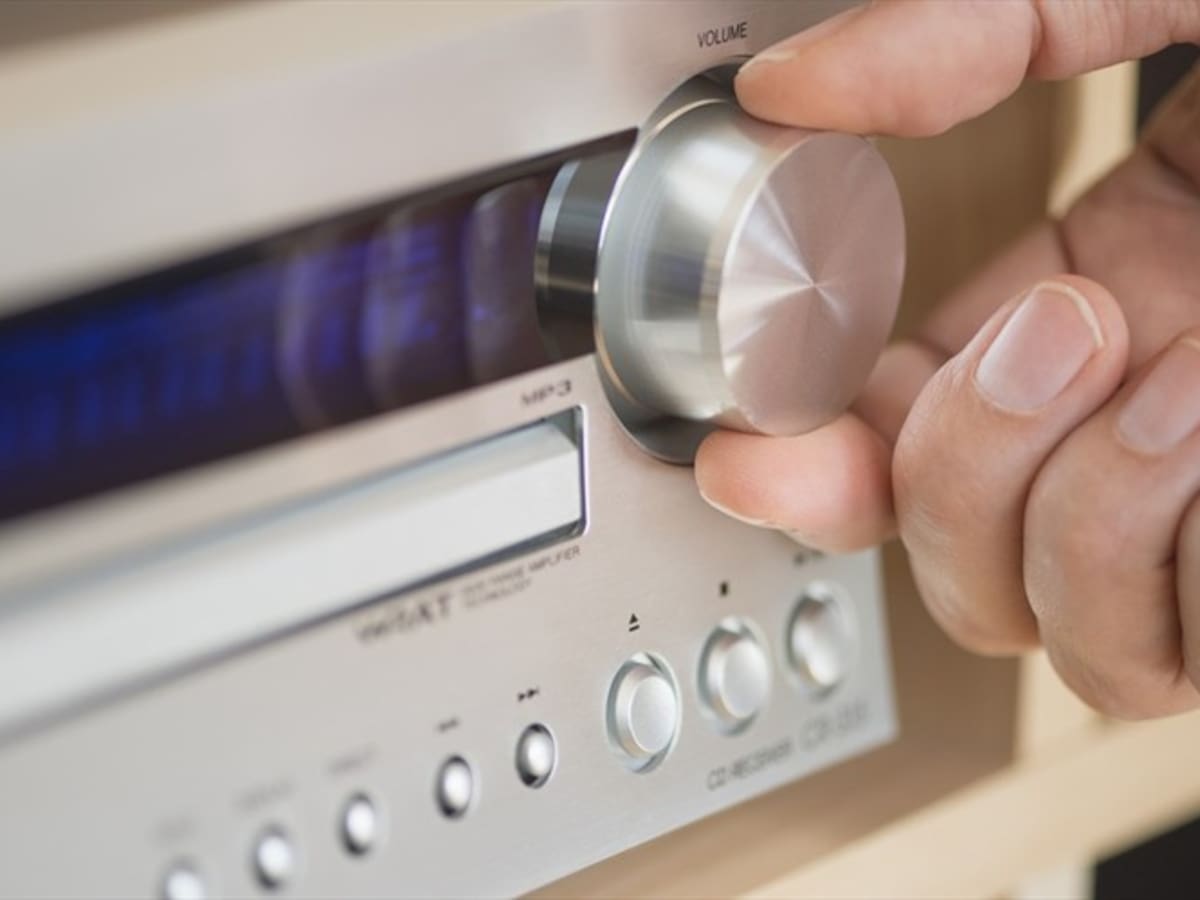El 61,6% de los colombianos comenzó a escuchar más radio en la cuarentena