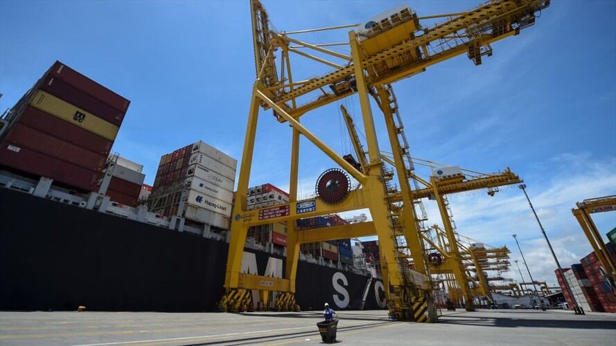 Potekto Ltda. instala dispositivos electrónicos de trazabilidad en contenedores o vehículos para asegurar, entre otras funciones, la integridad de la carga en Buenaventura. Foto: Getty Images / RAUL ARBOLEDA