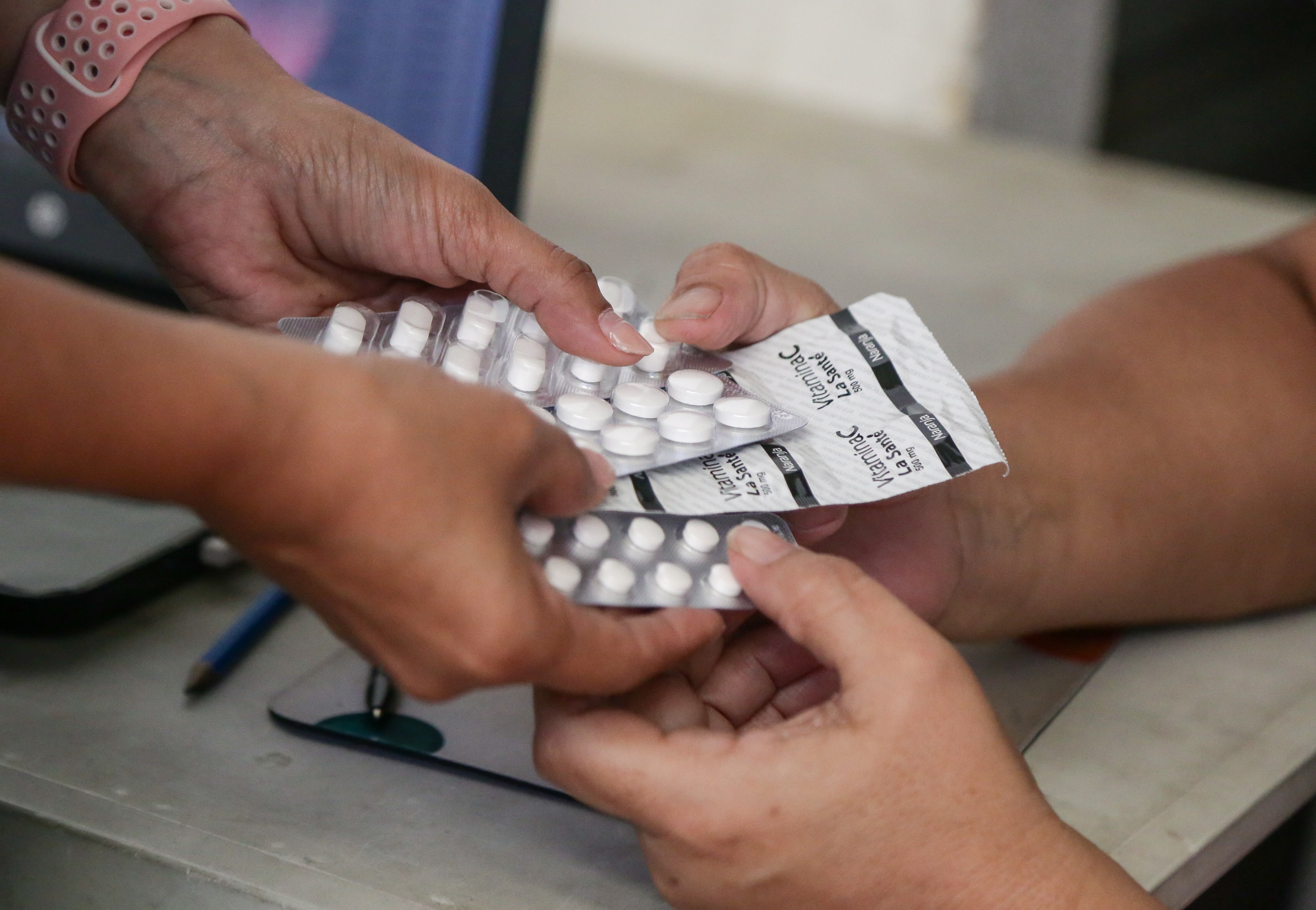 Cúcuta. Enero 24 de 2025. Personas migrantes y colombianos retornados reciben orientación y acceden a diversos servicios en el Centro Intégrate de Cúcuta. (Colprensa - Catalina Olaya)