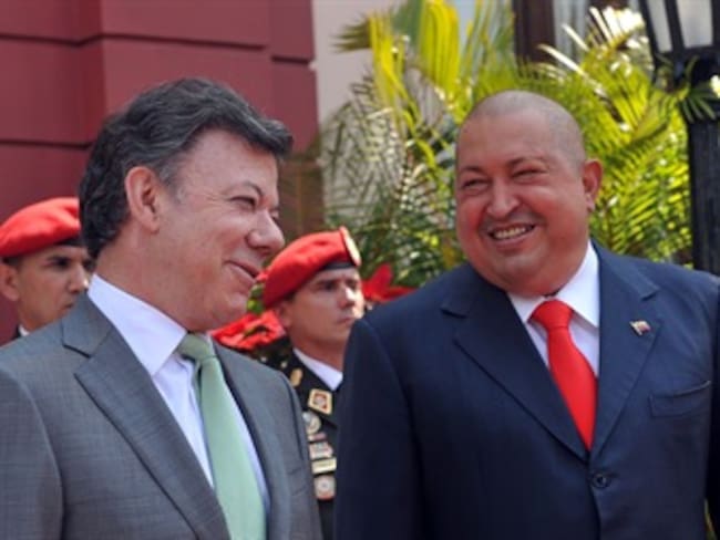 Concluye visita de Santos a Venezuela con la firma de importantes acuerdos