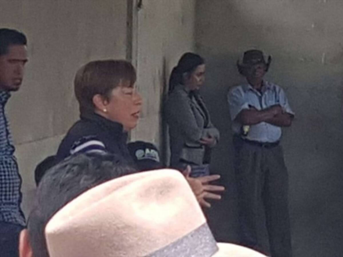 Denuncian supuesto respaldo de Claudia Ortiz a precandidato a la Gobernación de Boyacá