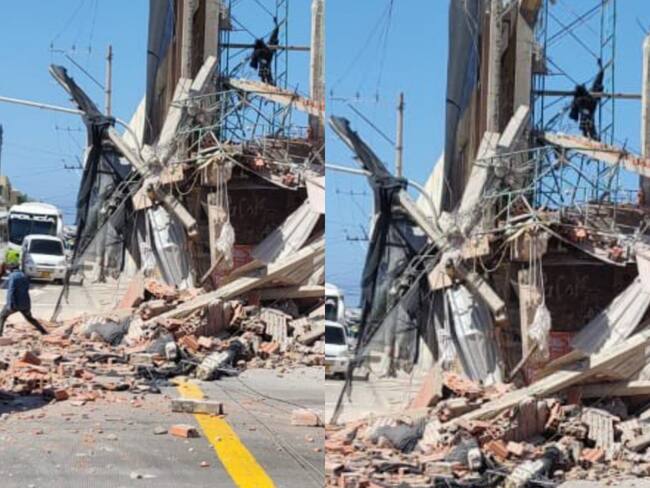 Parte de un edificio en el centro de Barranquilla se desplomó