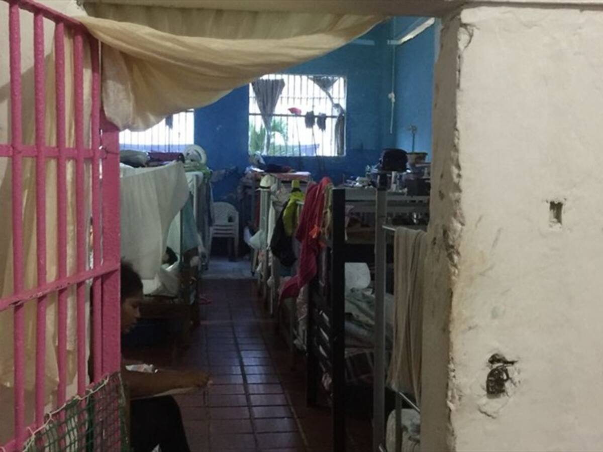 Procuraduría pide evacuar cárcel de San Diego ante riesgo de desplome