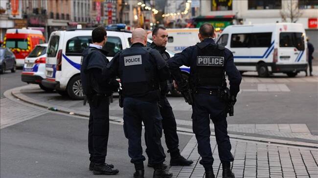 Policía de Francia. Foto: Mustafa Yalçın - Archivo Agencia Anadolu