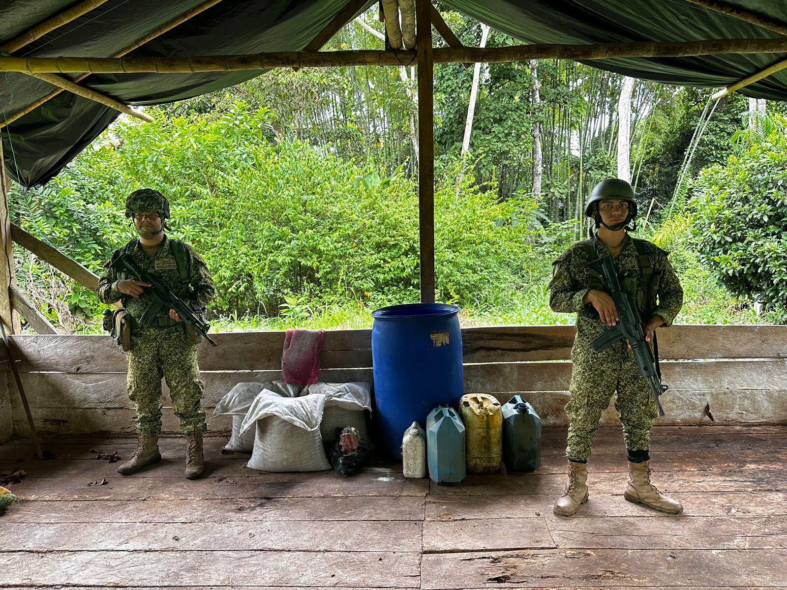 Armada destruyó 22 laboratorios para producir pasta base de coca en Nariño. Foto: Armada de Colombia