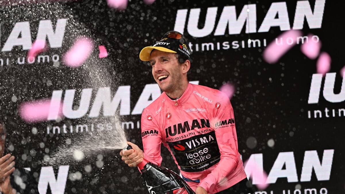 Simon Yates es campeón del Giro de Italia 2025