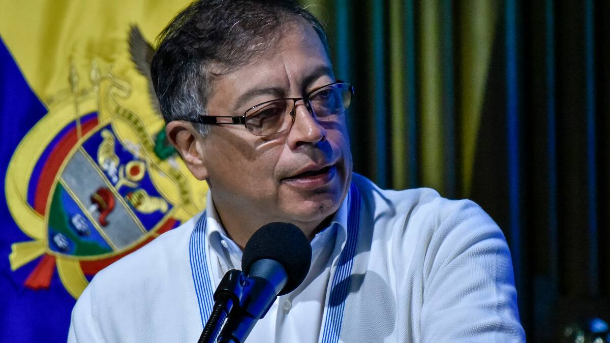 No estamos mejorando la calidad de vida con el aumento del salario mínimo: Petro