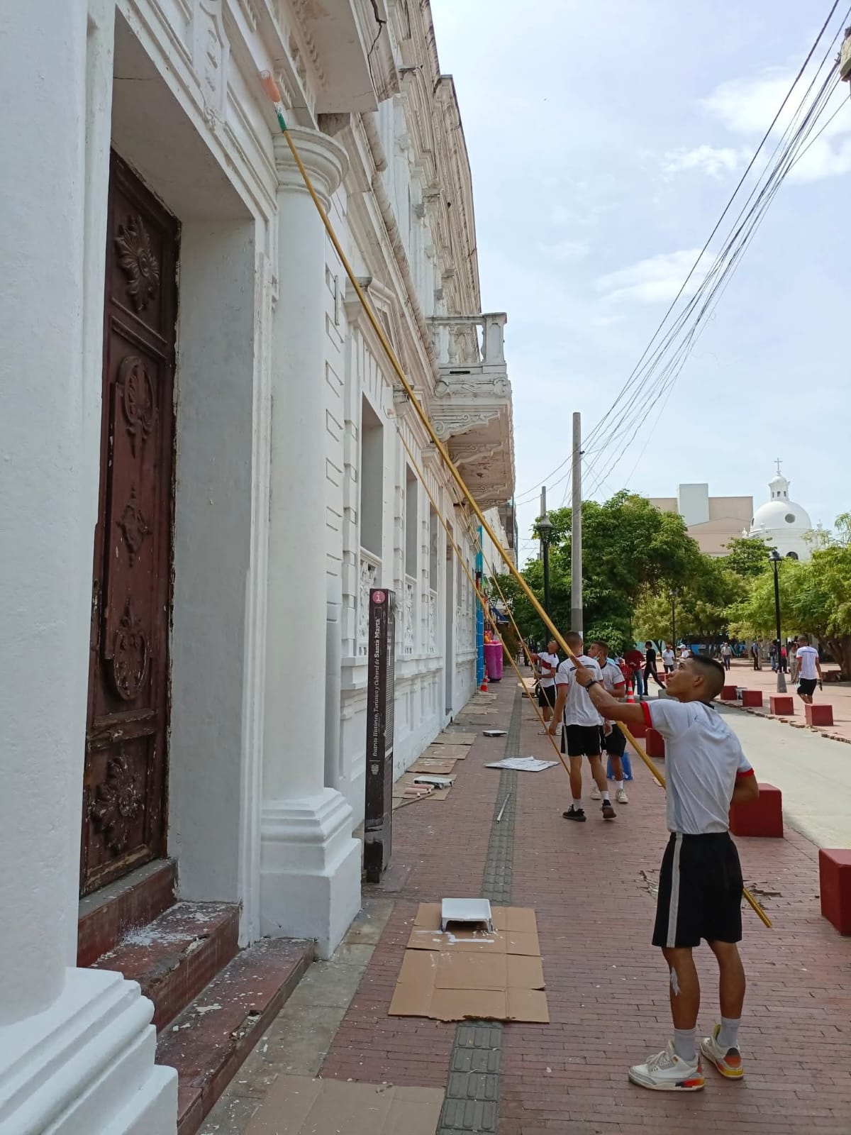 Soldados del Batallón de Infantería Mecanizado ‘José María Córdova durante una jornada de embellecimiento/ Montiner Alvis 