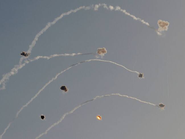 Ataque de Hizbulá contra el norte de Israel. Foto: JALAA MAREY/AFP via Getty Images)