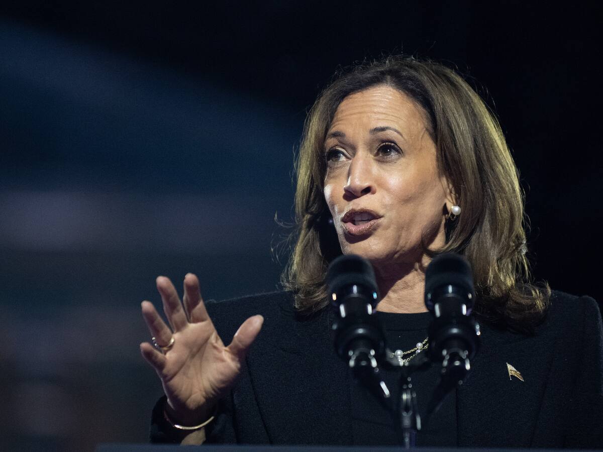 Kamala Harris intentó conectar con votantes indecisos en entrevistas de radio