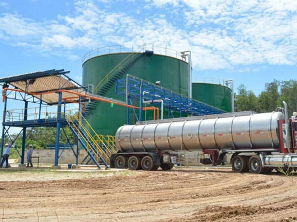 Siete tractocamiones y conductores fueron retenidos en Campo Dos municipio de Tibú