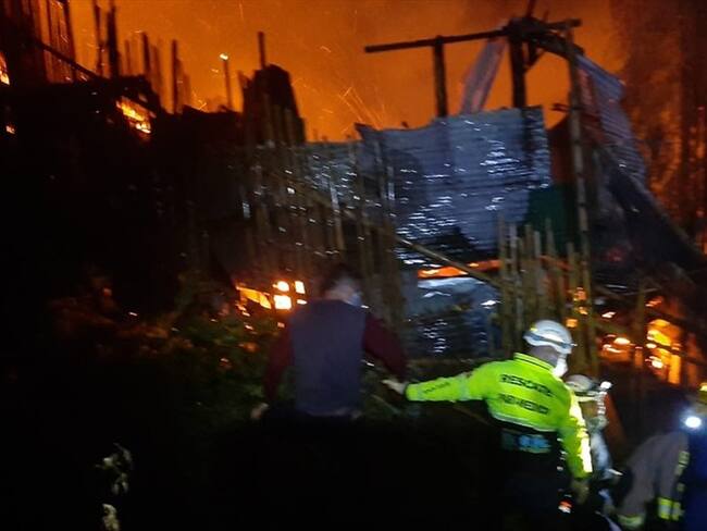 Lugar del incendio en La Carrilera, Manizales. Foto: BYR.