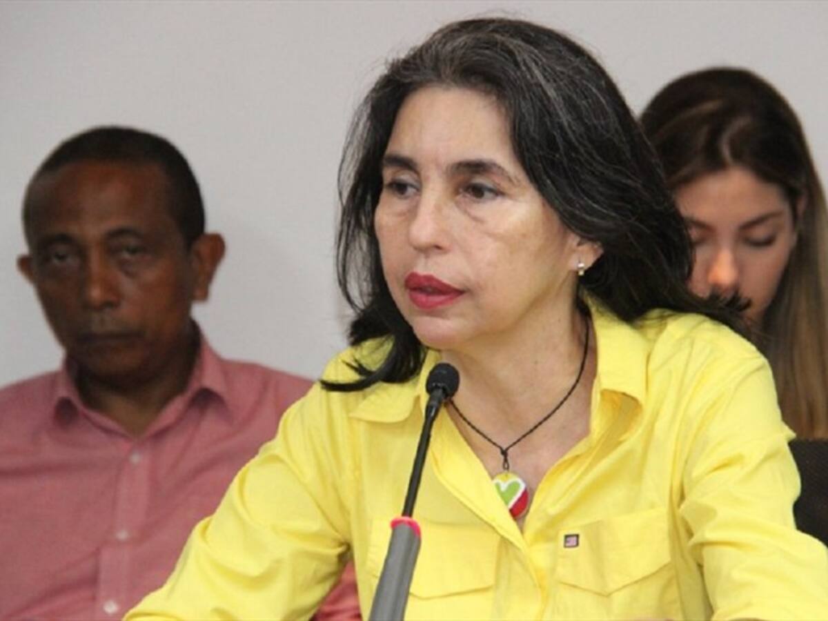 Subalterno aseguró que la concejal Patricia Molina se quedaba con parte de su sueldo