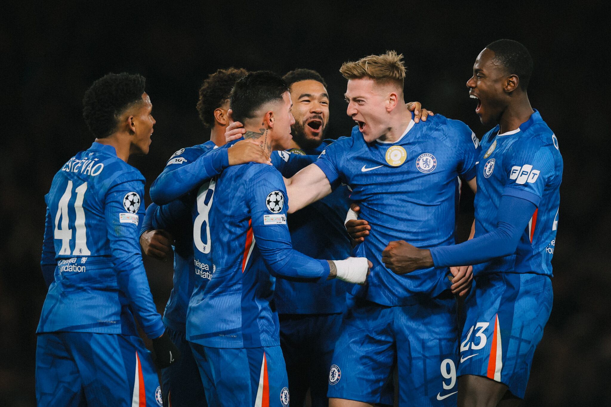Chelsea FC celebrando la victoria 3-0 ante FC Barcelona por Champions League. FOTO: Cuenta oficial de X ChelseaFC