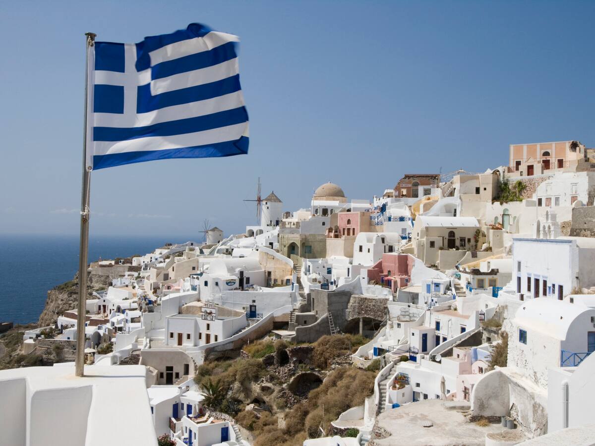 Grecia tiene ofertas laborales para personas que hablen español: así puede aplicar