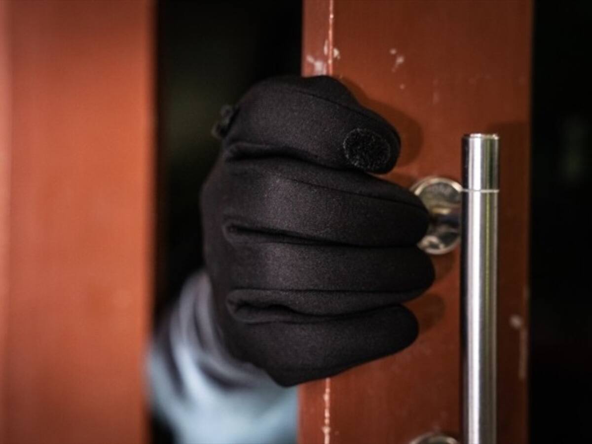 Ladrón no encontró qué robar en una casa y dejó una carta indignado