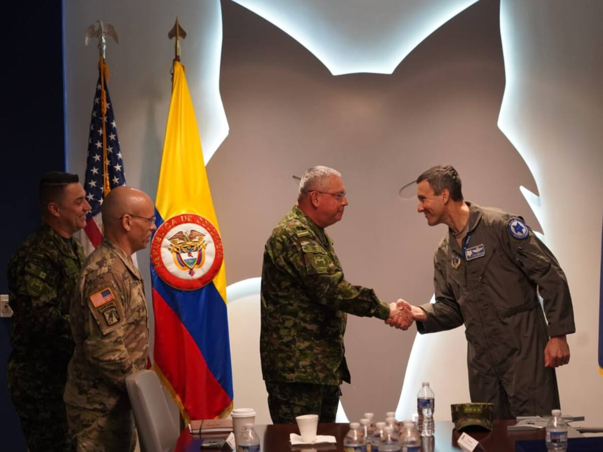 Colombia analiza posibilidad de adquirir versión actualizada de F16 de EE.UU.