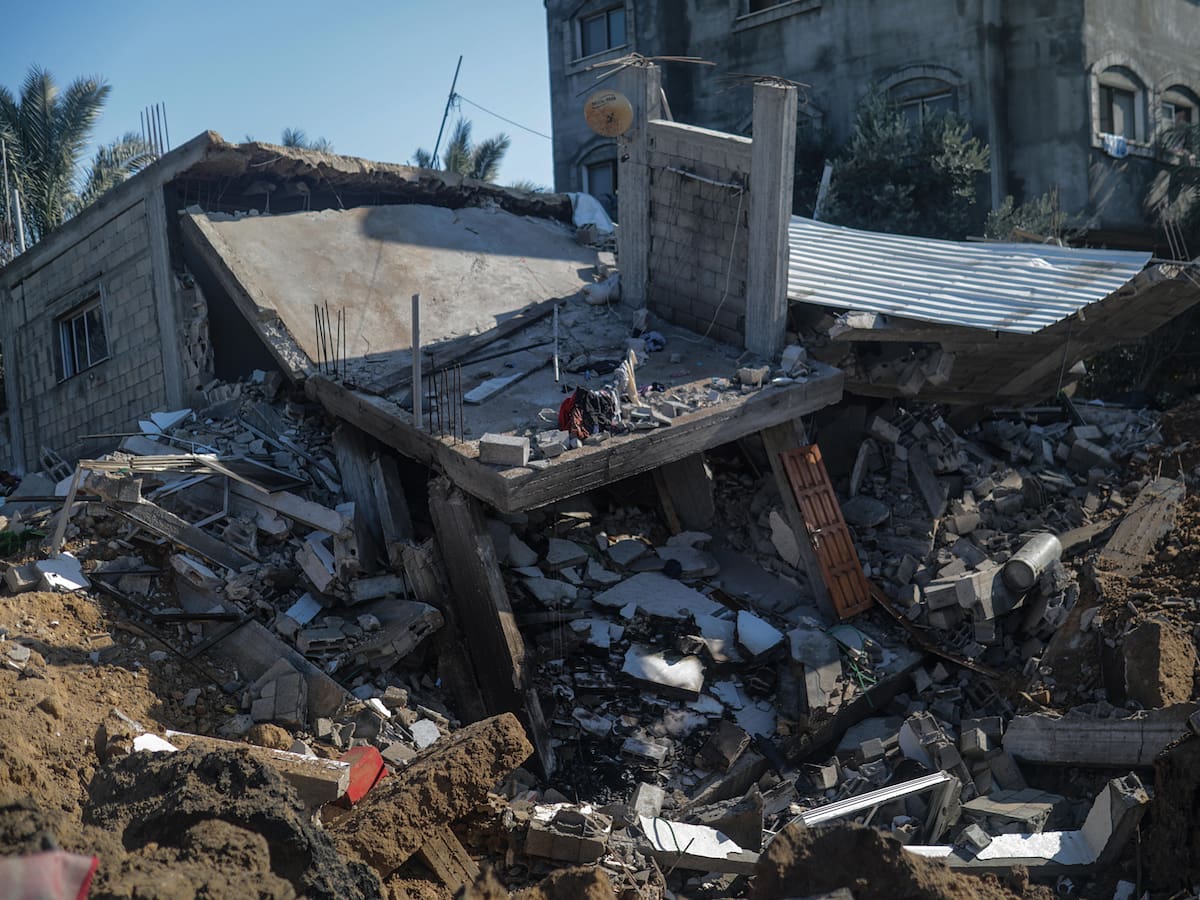 Israel bombardeó ciudad del sur de Gaza colapsada por refugiados palestinos