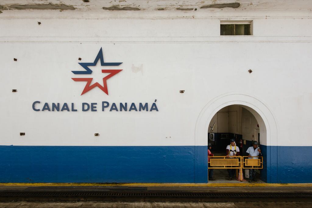 ¿Donald Trump podrá recuperar el canal de Panamá? Habla el exembajador Roberto Alfaro