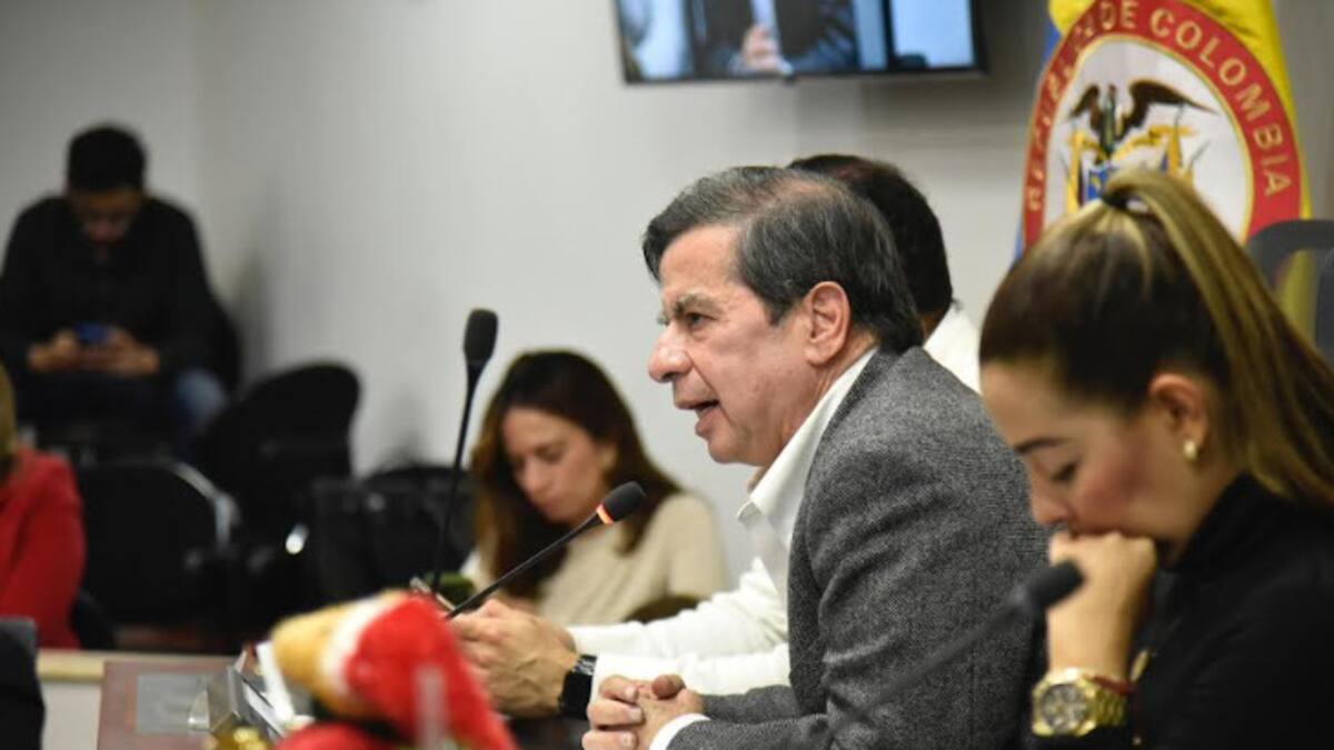 Proyecto de autonomía regional promovido por MinInterior, a un debate de su promulgación